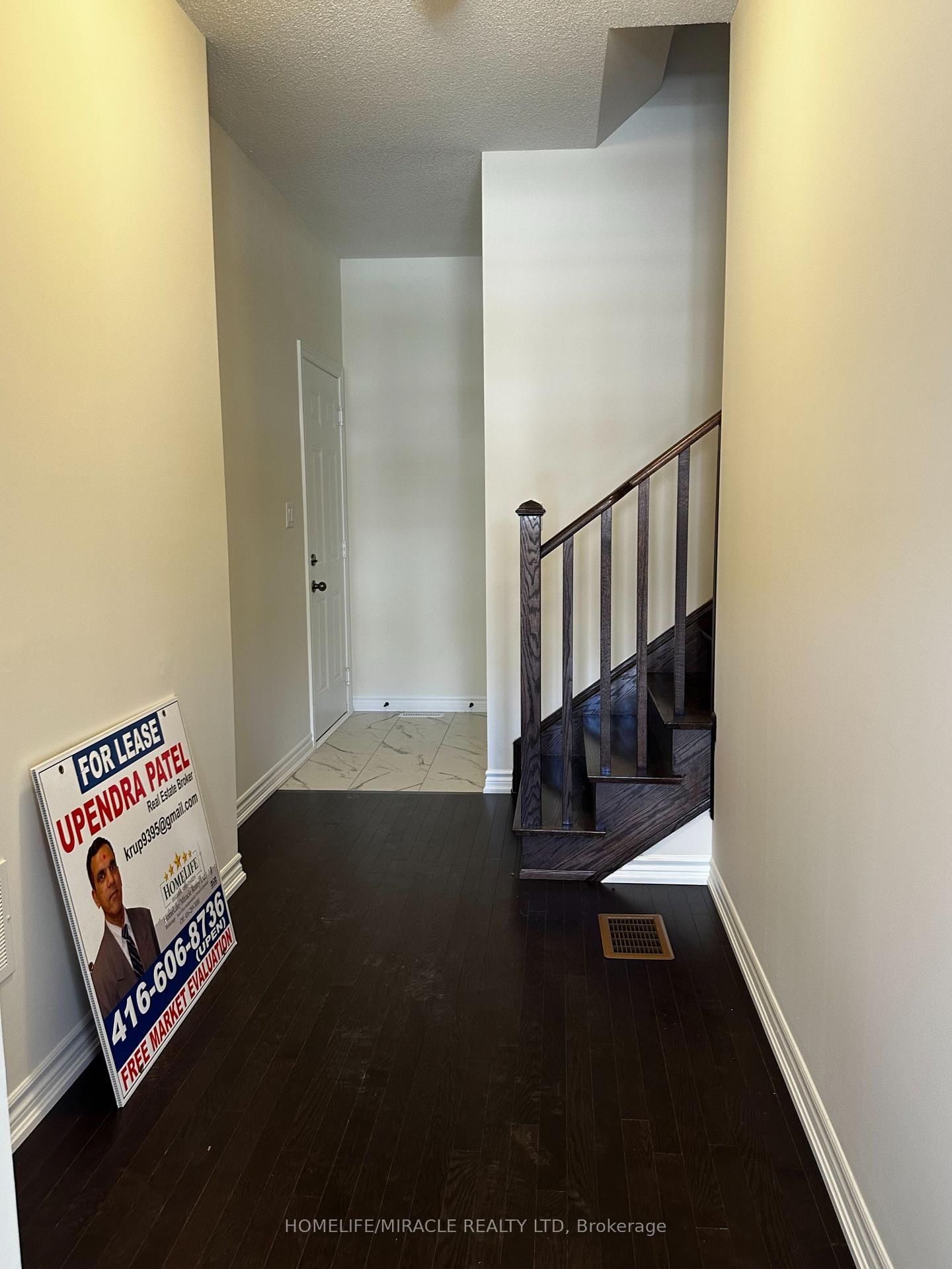 71 MCGOWAN Dr, Whitby, view 24