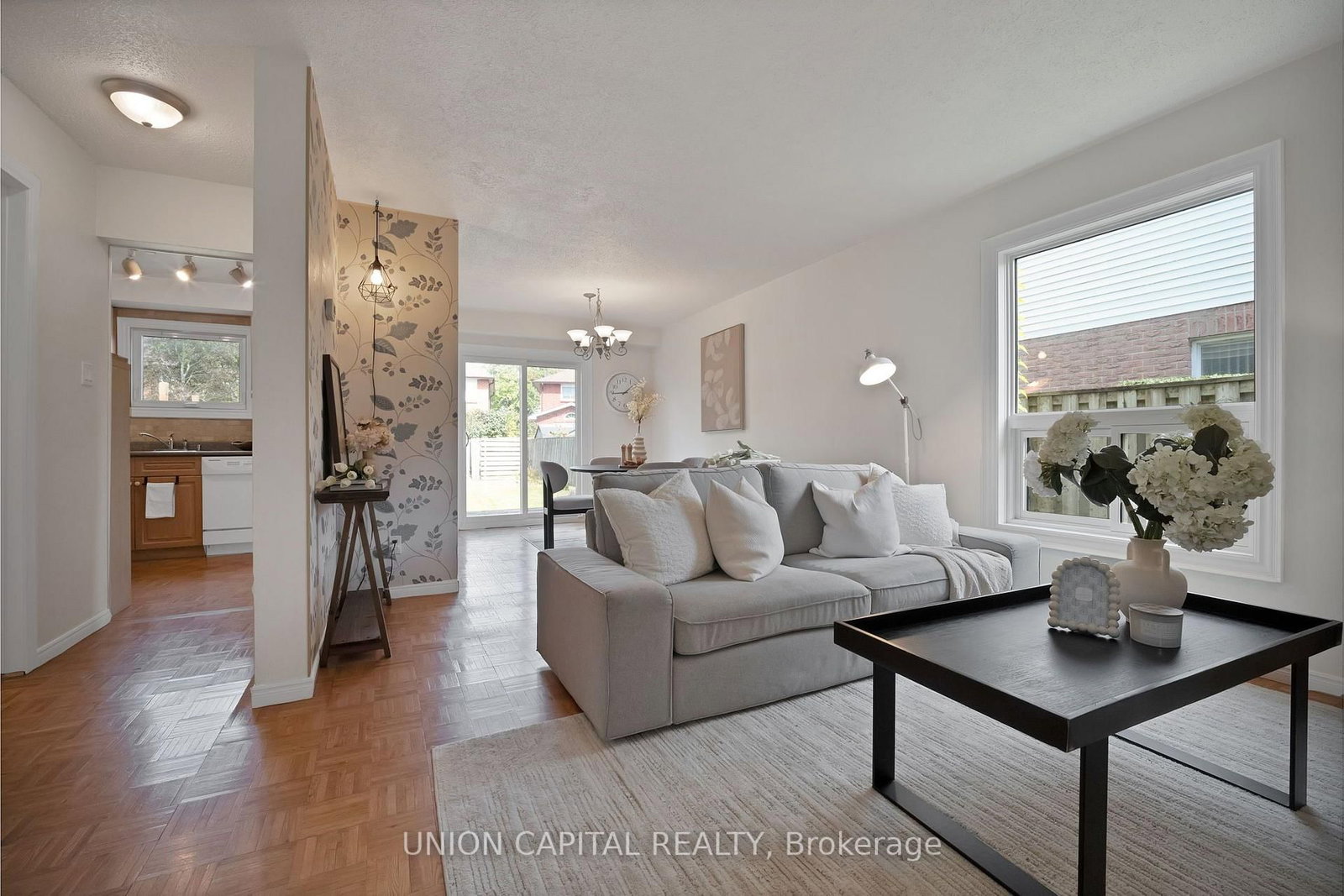 73 Humphrey Drive • Ajax, ON photo 4
