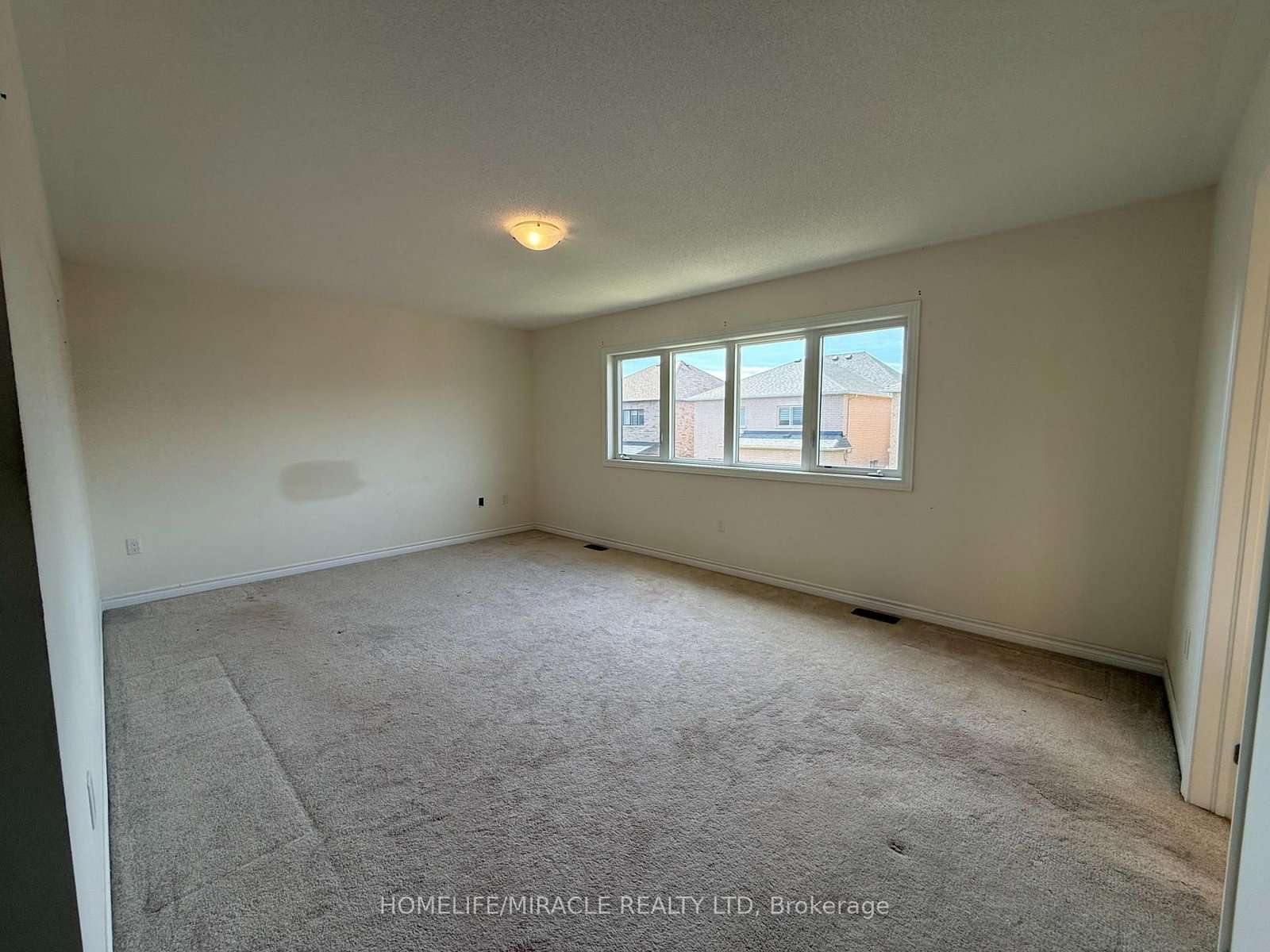 42 Arthur Mclaughlin Street • Clarington, ON photo 18