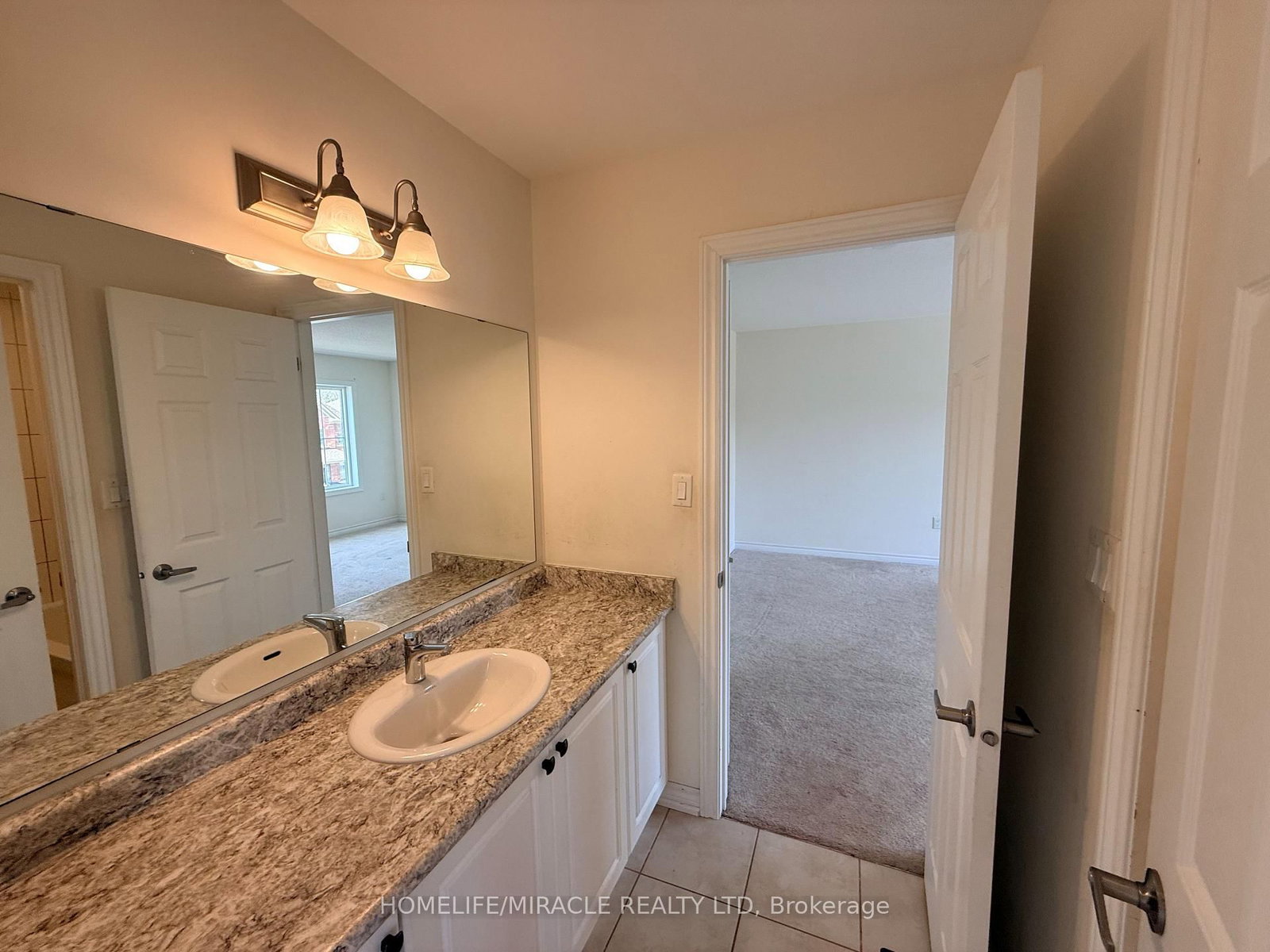 42 Arthur Mclaughlin Street • Clarington, ON photo 25