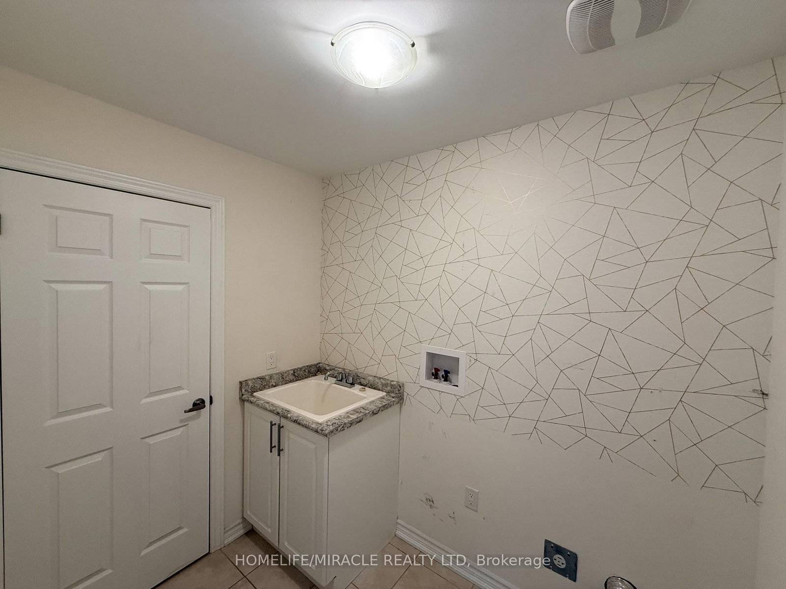 42 Arthur Mclaughlin Street • Clarington, ON photo 29