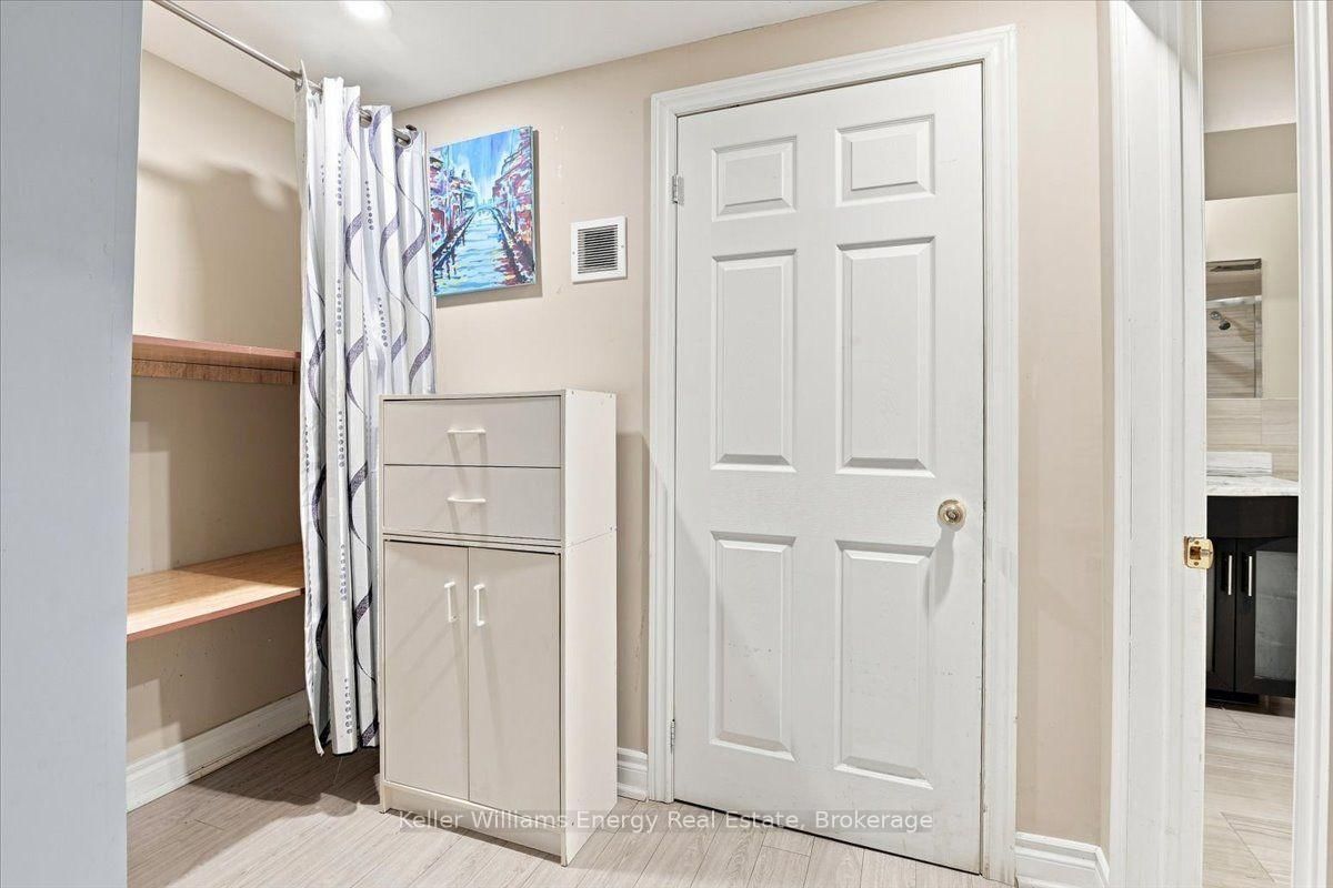21 Upland Dr, Whitby, view 14