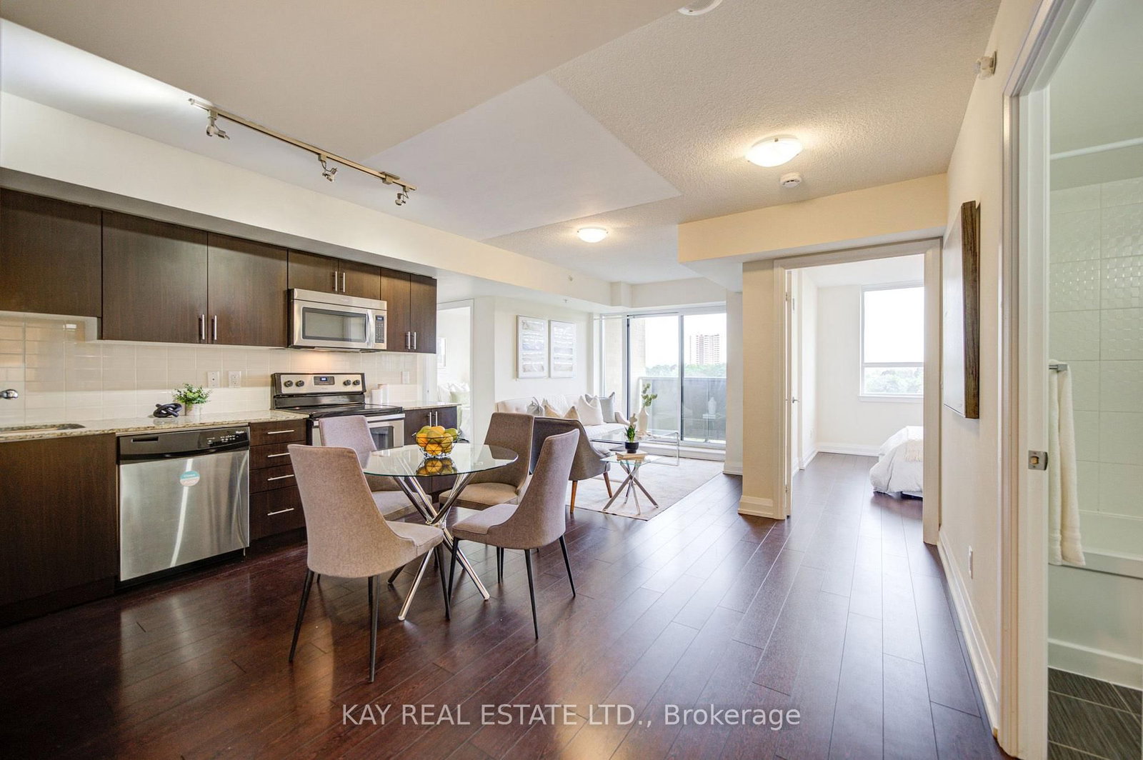 3520 Danforth Avenue • #612 • Toronto, ON photo 11