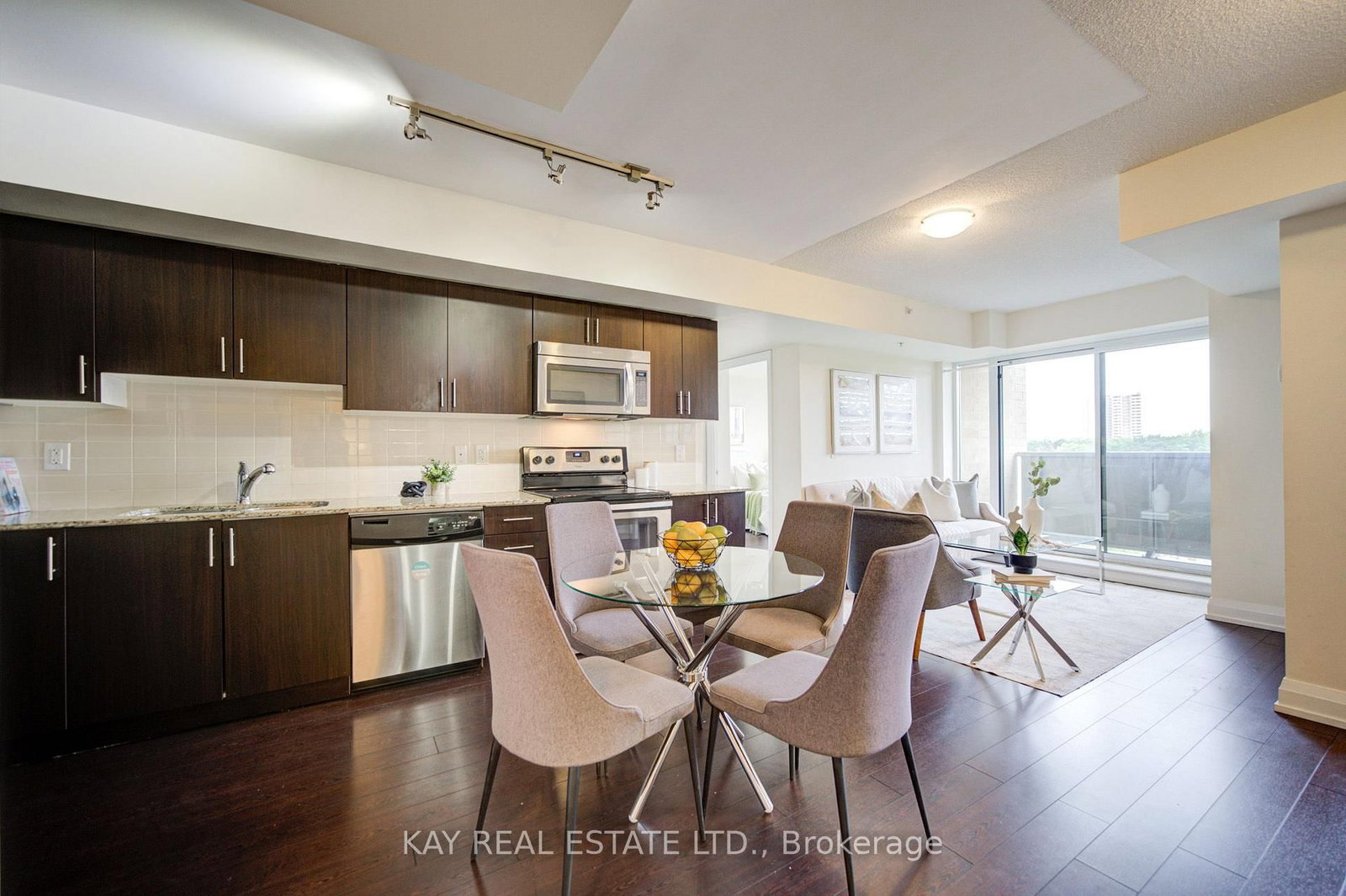 3520 Danforth Avenue • #612 • Toronto, ON photo 12