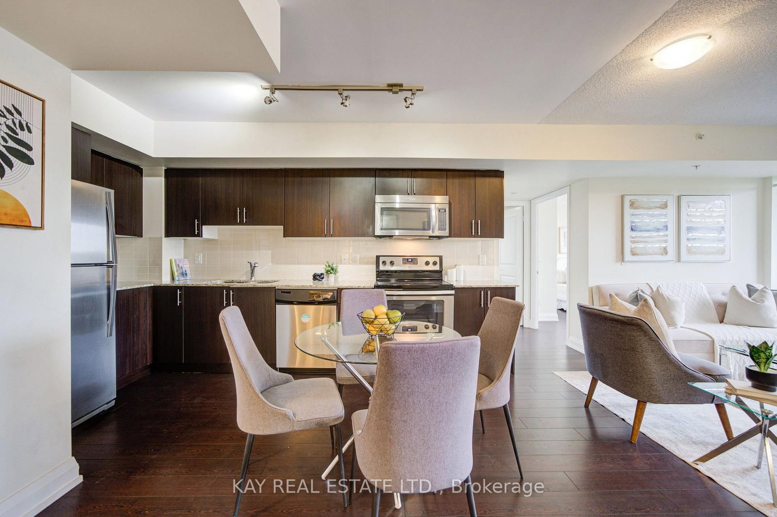 3520 Danforth Avenue • #612 • Toronto, ON photo 13