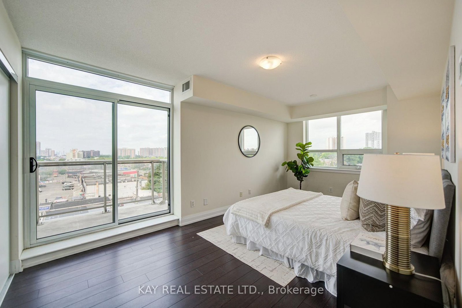 3520 Danforth Avenue • #612 • Toronto, ON photo 31