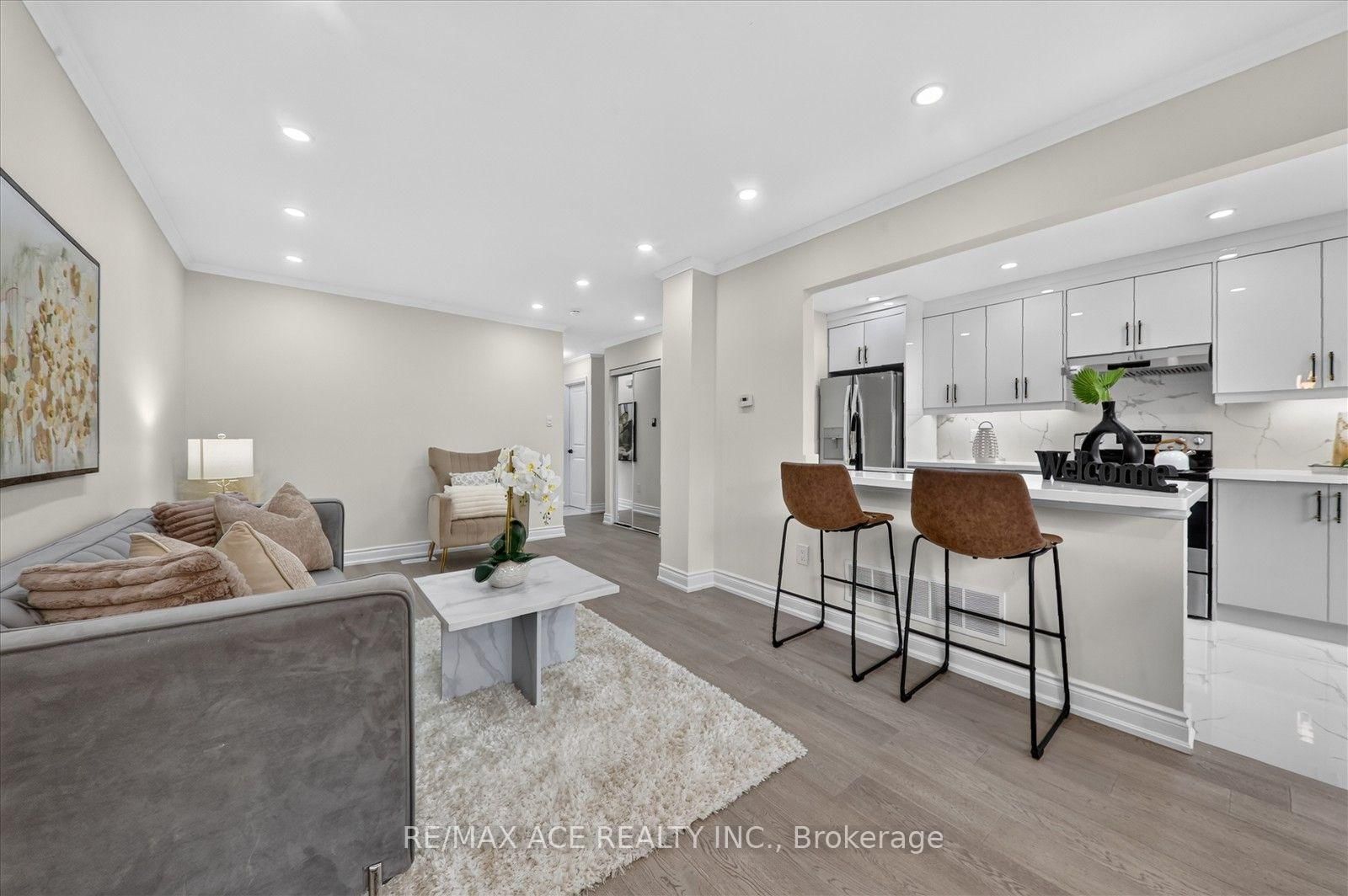 101 Greenfield Crescent • Whitby, ON photo 13