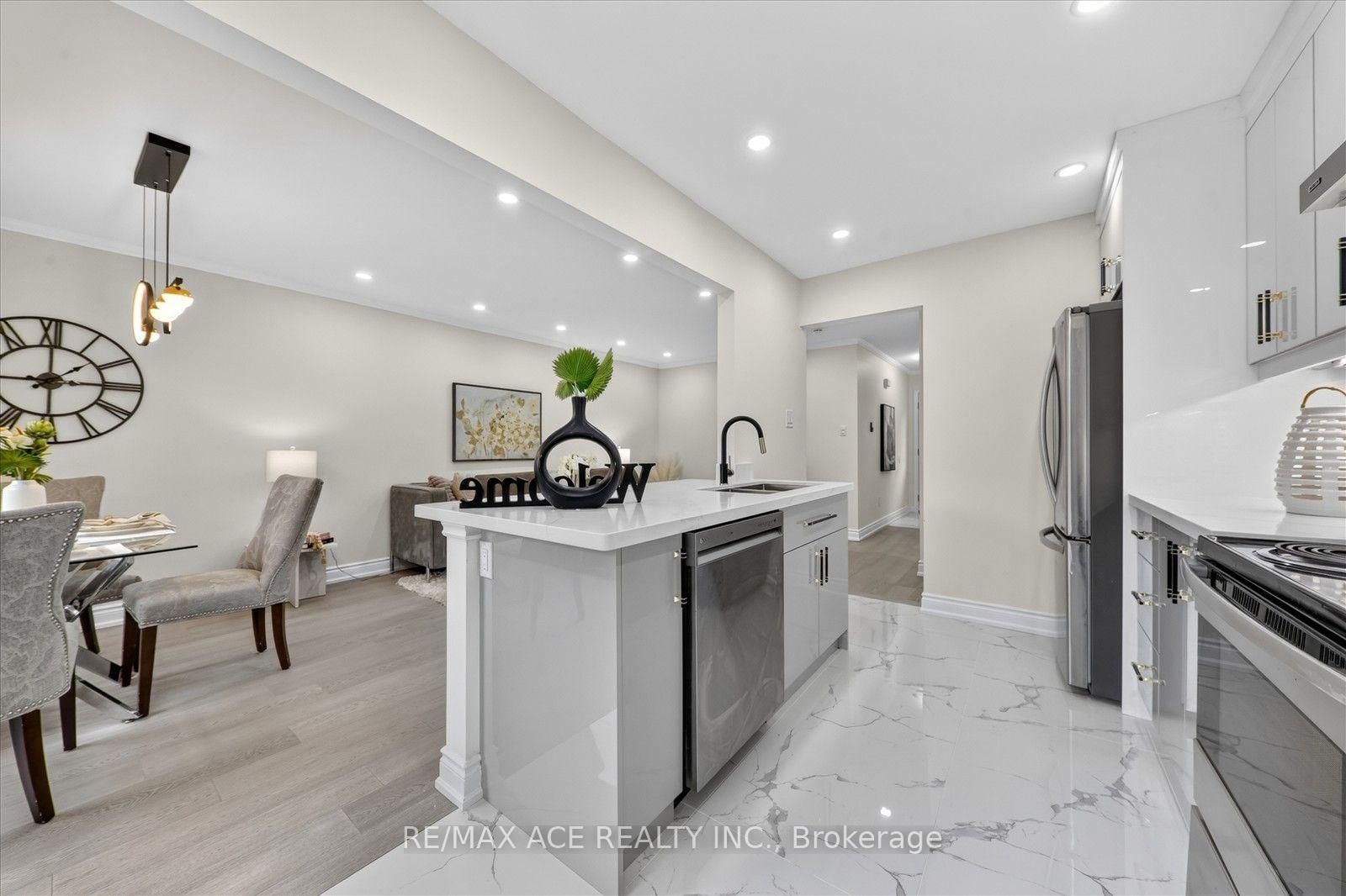 101 Greenfield Crescent • Whitby, ON photo 17