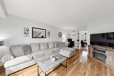 900 Southridge Street • Oshawa, ON photo 7