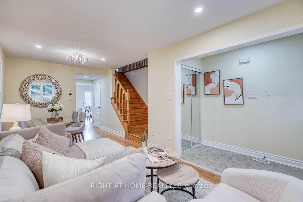 2304 Winlord Place • Oshawa, ON photo 4