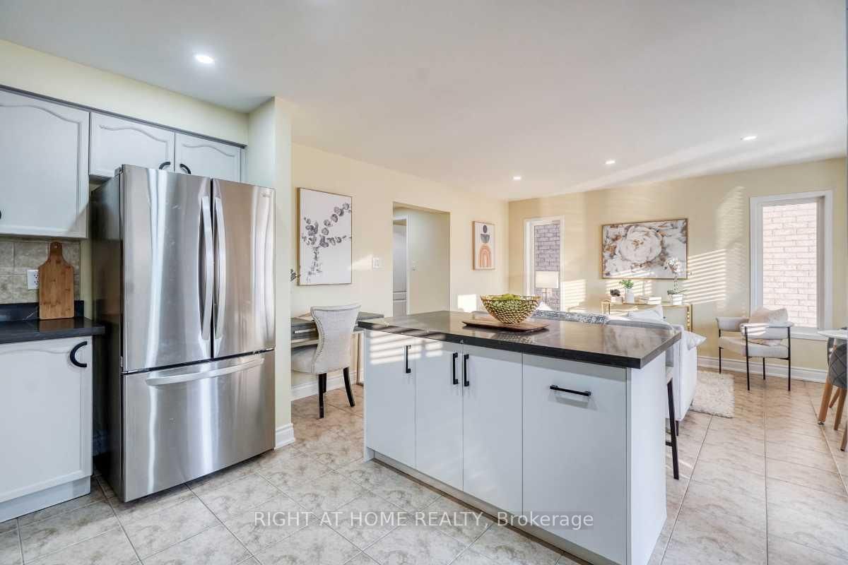 2304 Winlord Place • Oshawa, ON photo 9