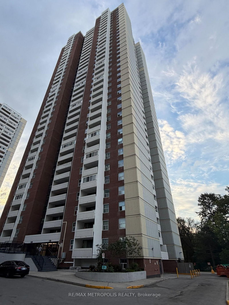 2803 - 3 Massey Square