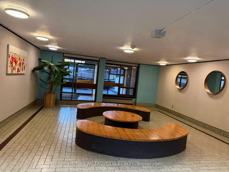 2803 - 3 Massey Square