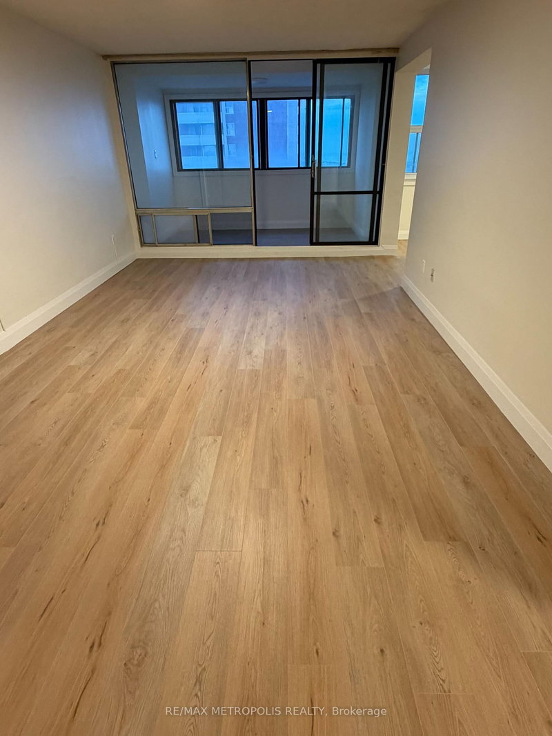 2803 - 3 Massey Square