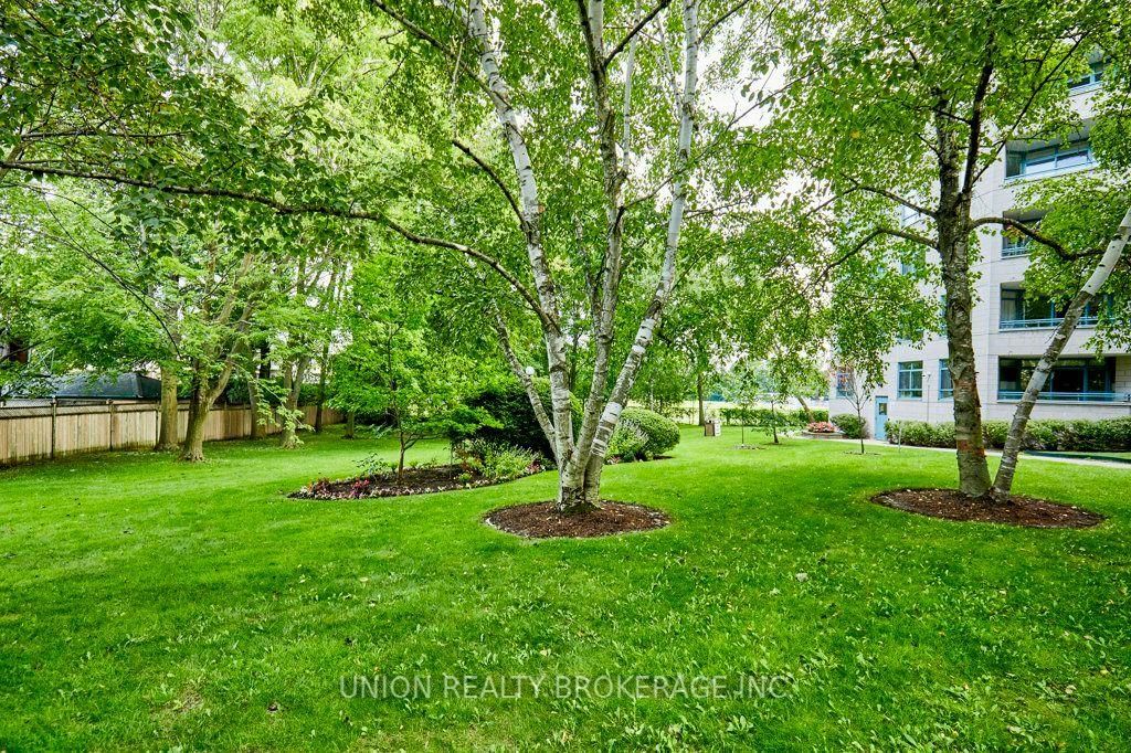 1093 Kingston Road • #905 • Toronto, ON photo 33