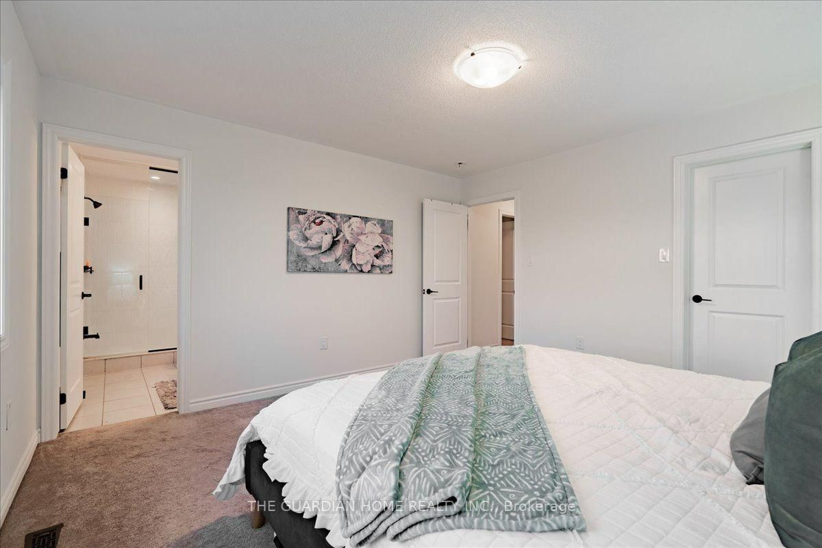 45 Barkerville Drive • Whitby, ON photo 30