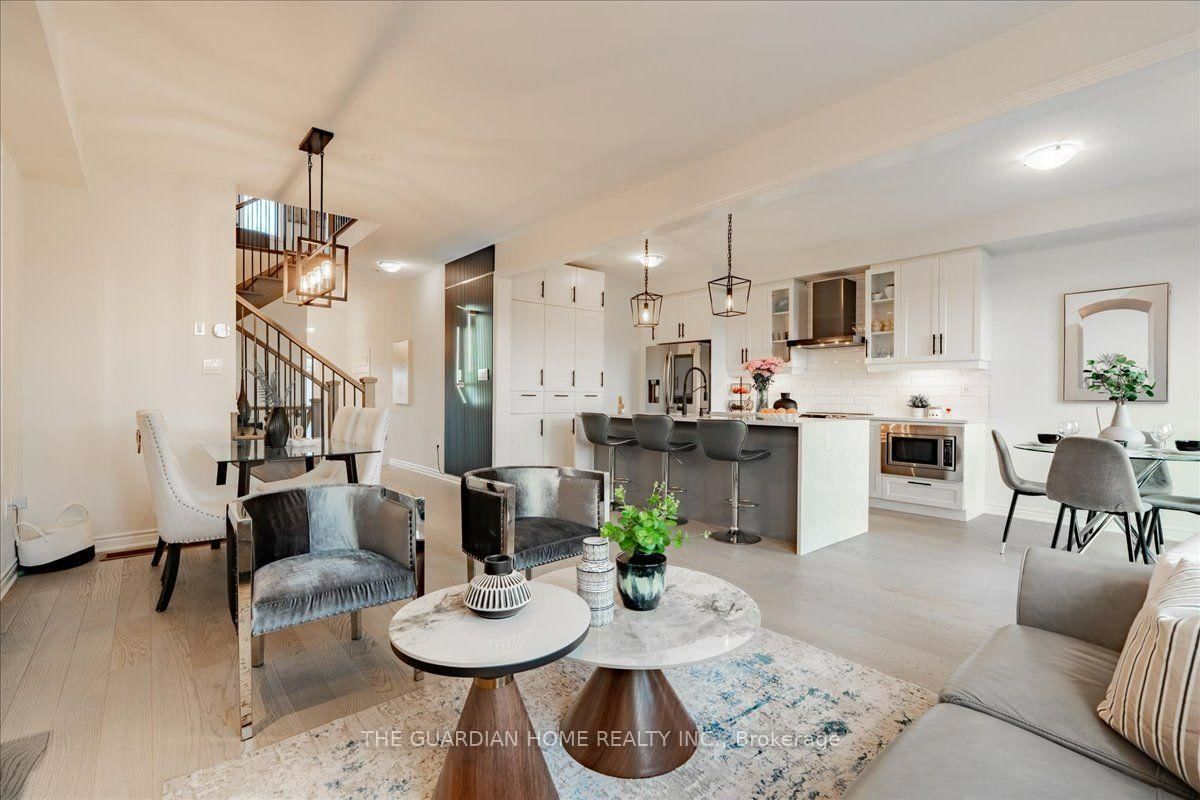 45 Barkerville Drive • Whitby, ON photo 8