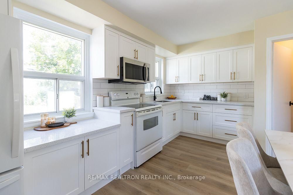68 Chelwood Road • Toronto, ON photo 14