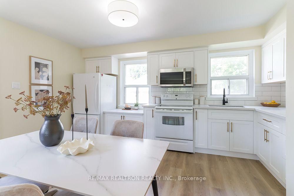68 Chelwood Road • Toronto, ON photo 15