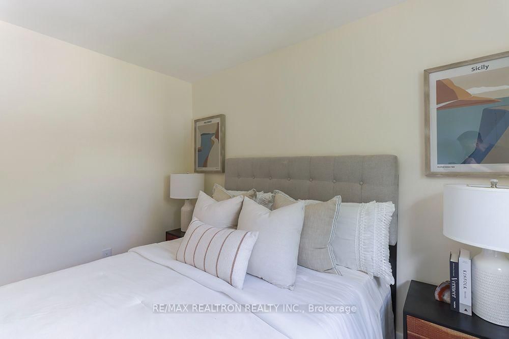 68 Chelwood Road • Toronto, ON photo 17