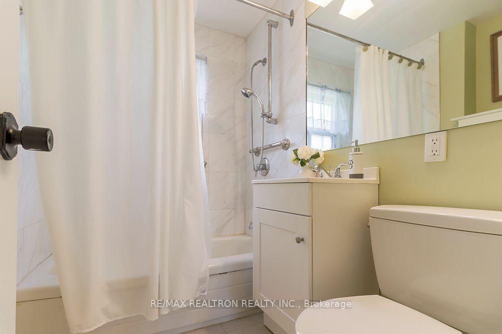68 Chelwood Road • Toronto, ON photo 23