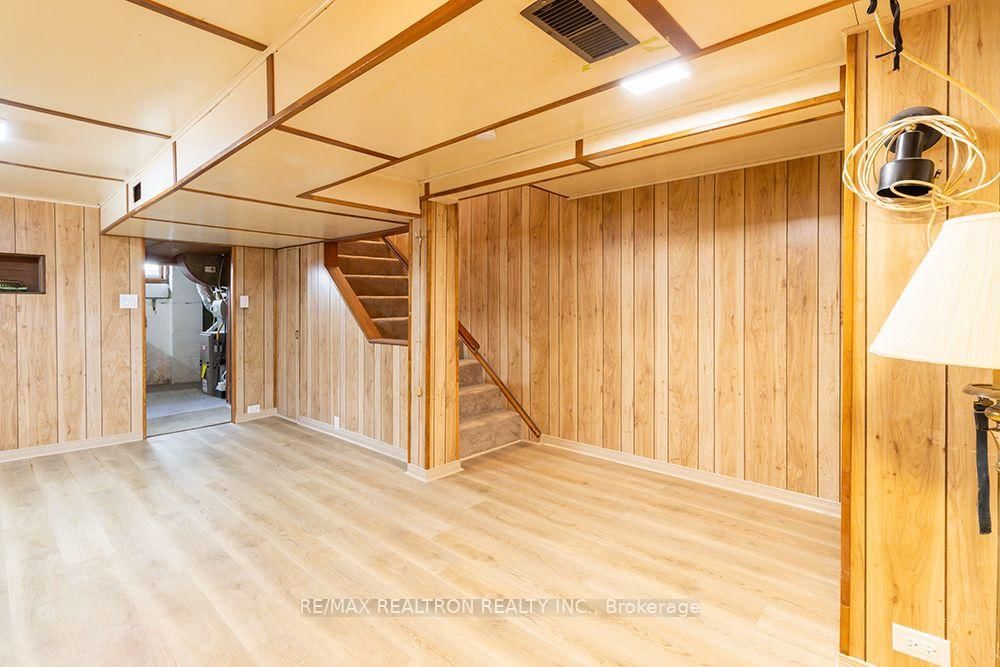 68 Chelwood Road • Toronto, ON photo 26
