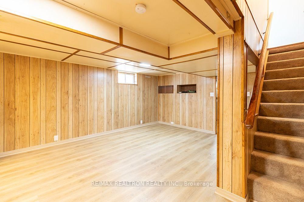 68 Chelwood Road • Toronto, ON photo 27