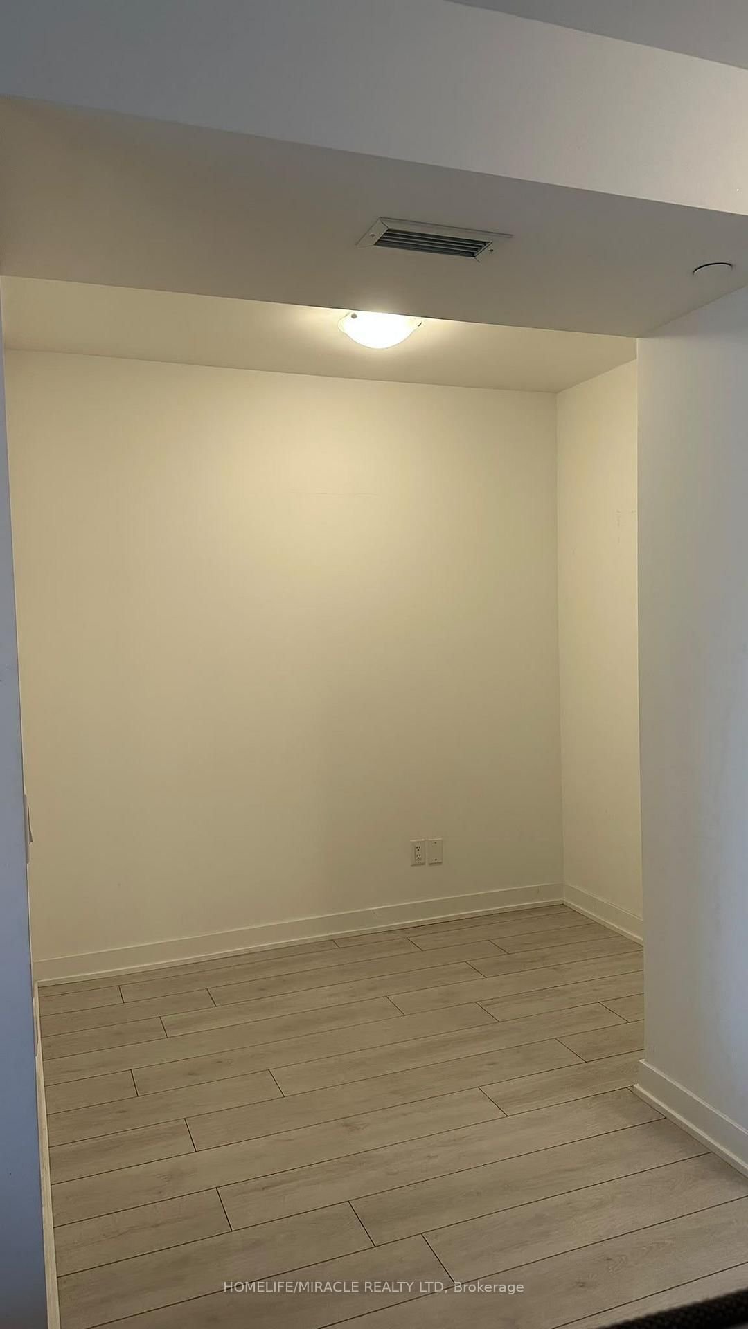 2033 Kennedy Road • #516 • Toronto, ON photo 11