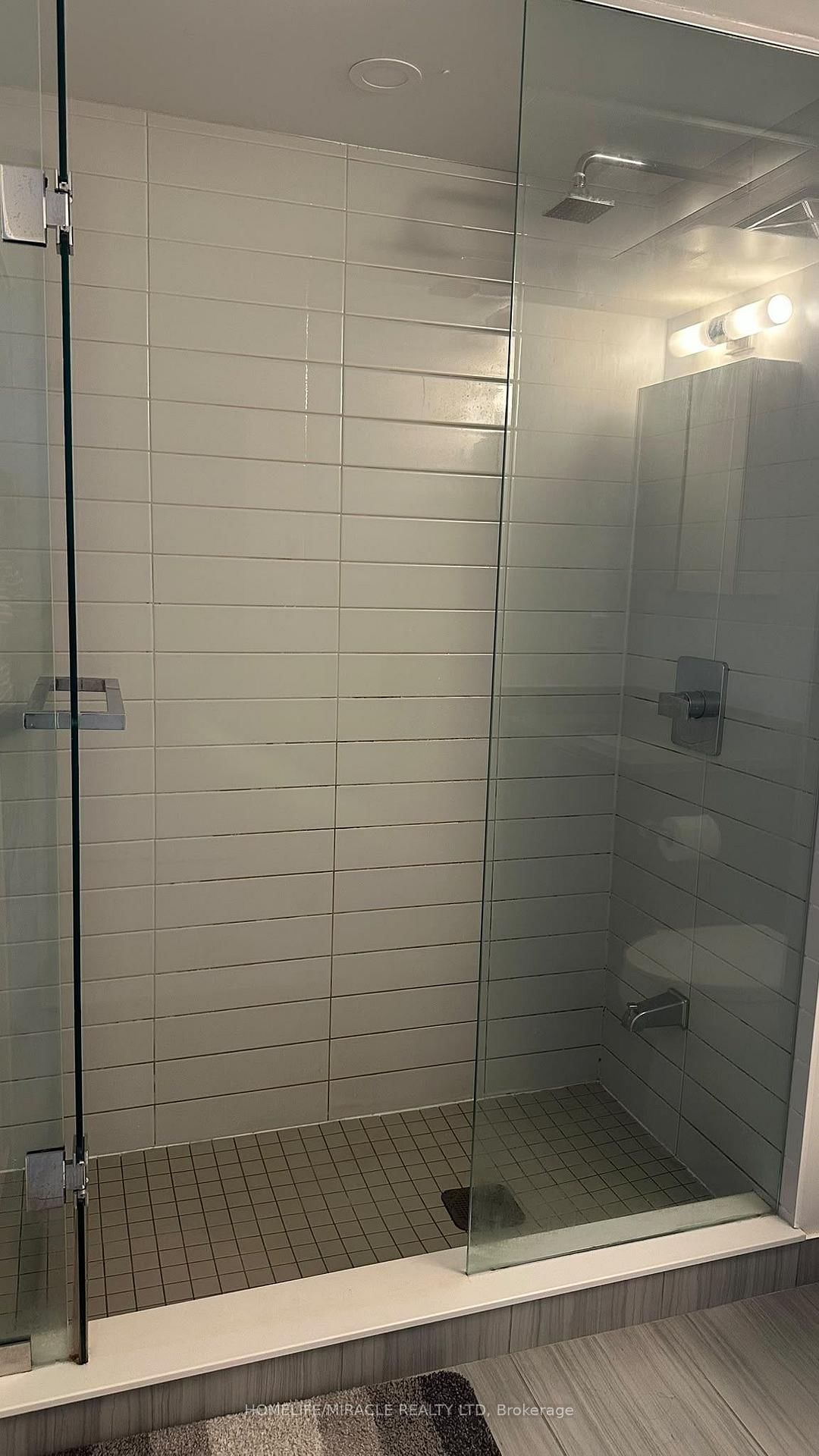 2033 Kennedy Road • #516 • Toronto, ON photo 5