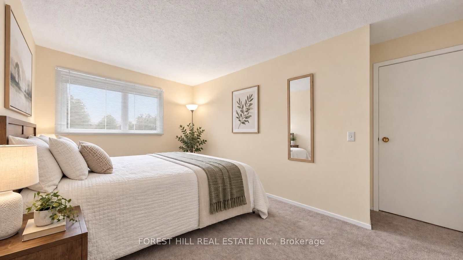 35 Treetops Court • Toronto, ON photo 13