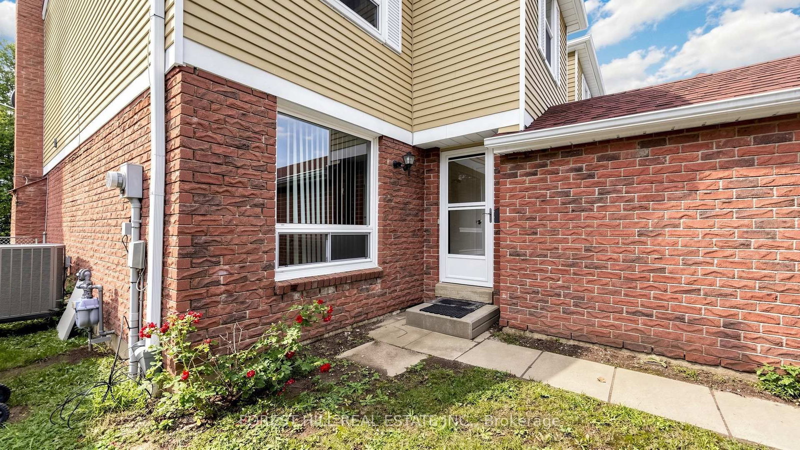 35 Treetops Court • Toronto, ON photo 23
