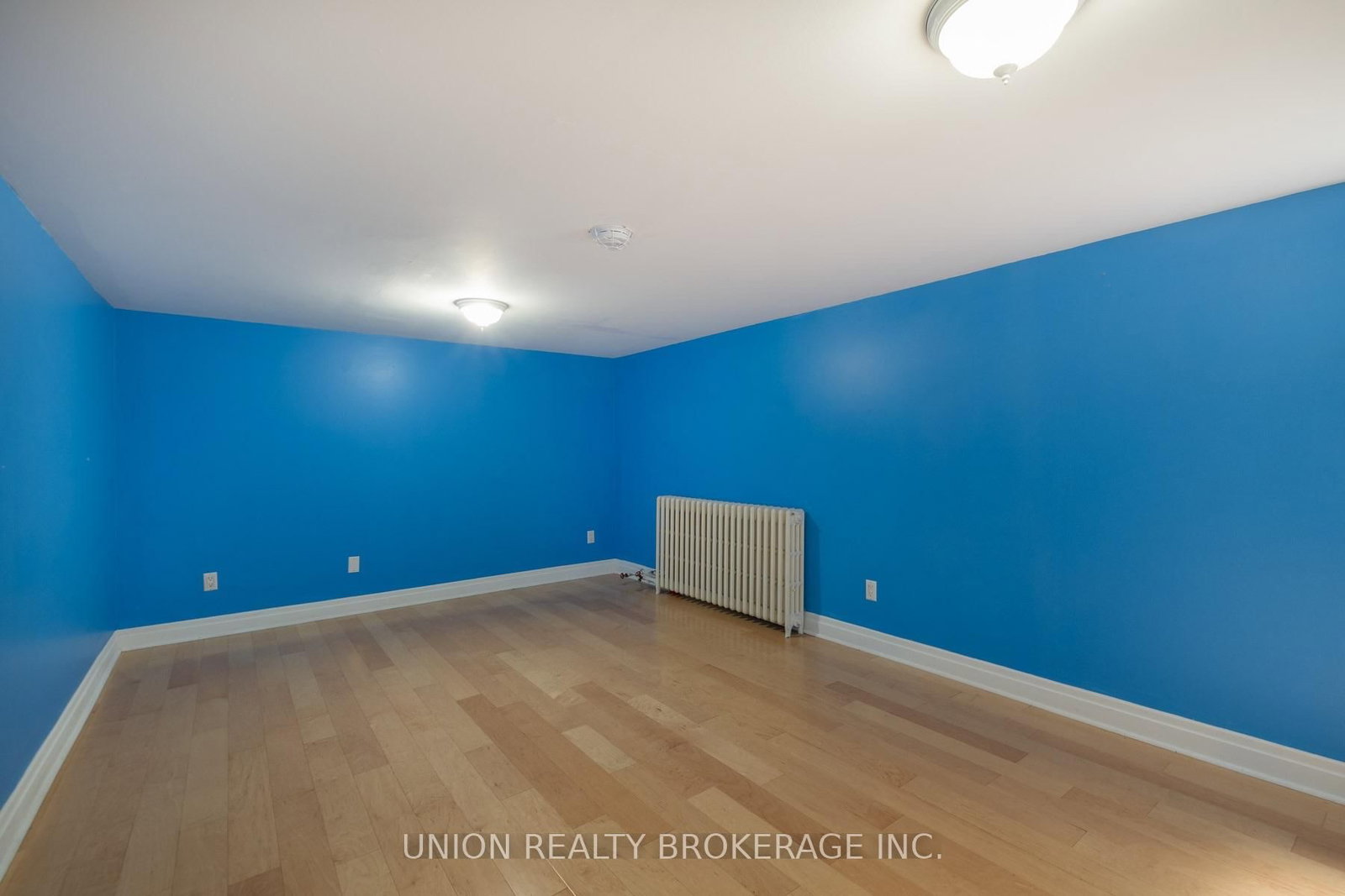 9 Simpson Avenue • Toronto, ON photo 22