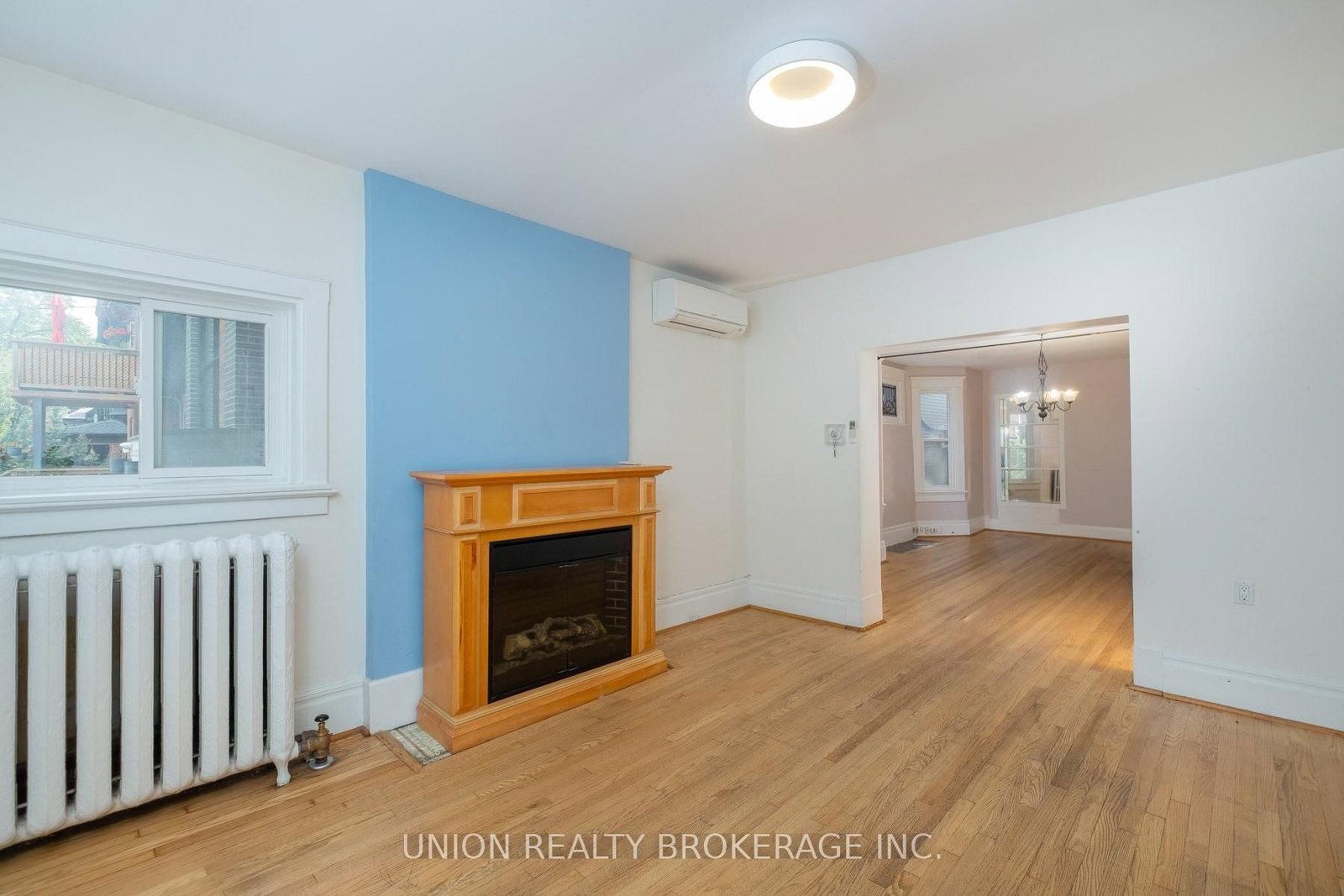 9 Simpson Avenue • Toronto, ON photo 4