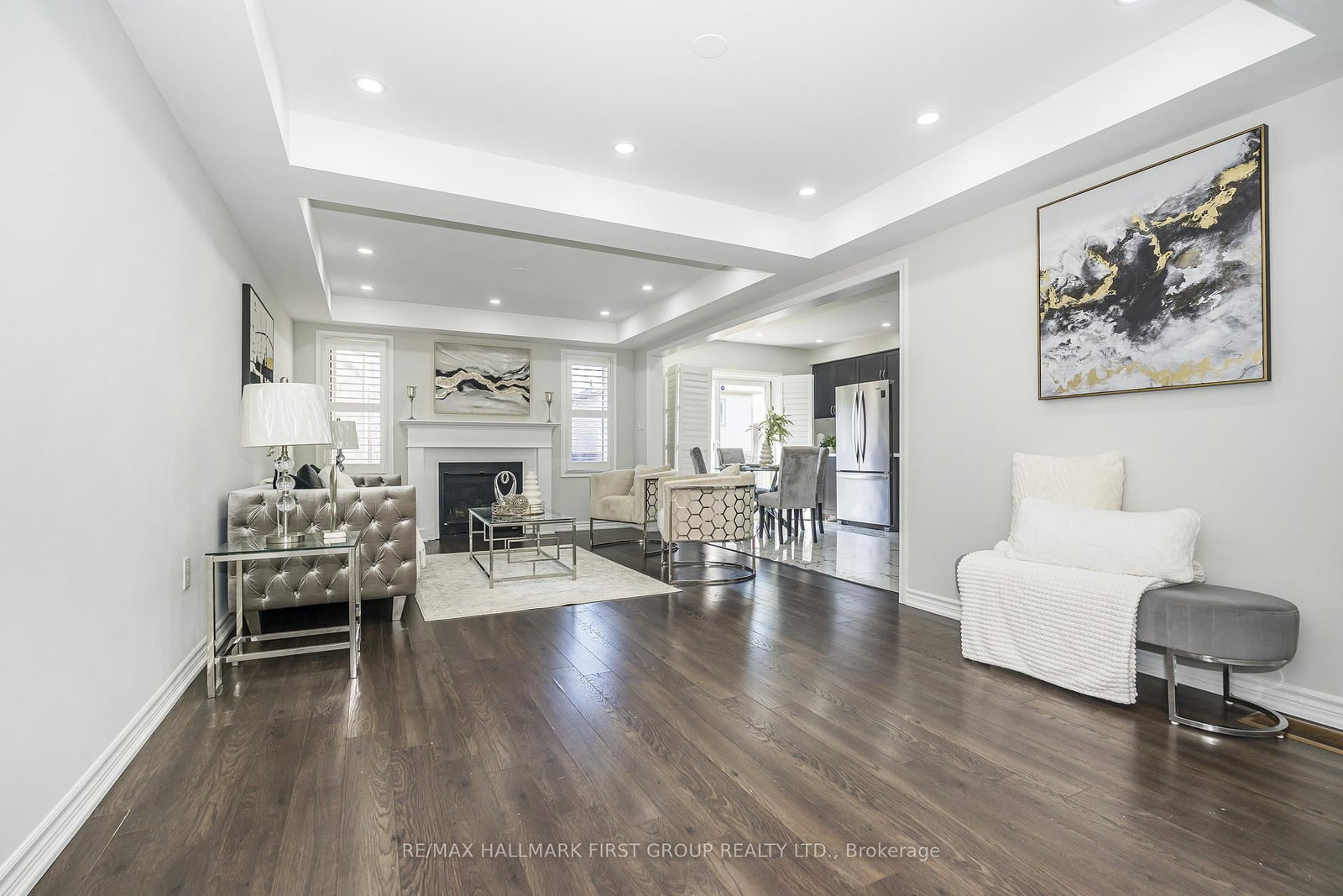 1019 Dragonfly Avenue • Pickering, ON photo 4