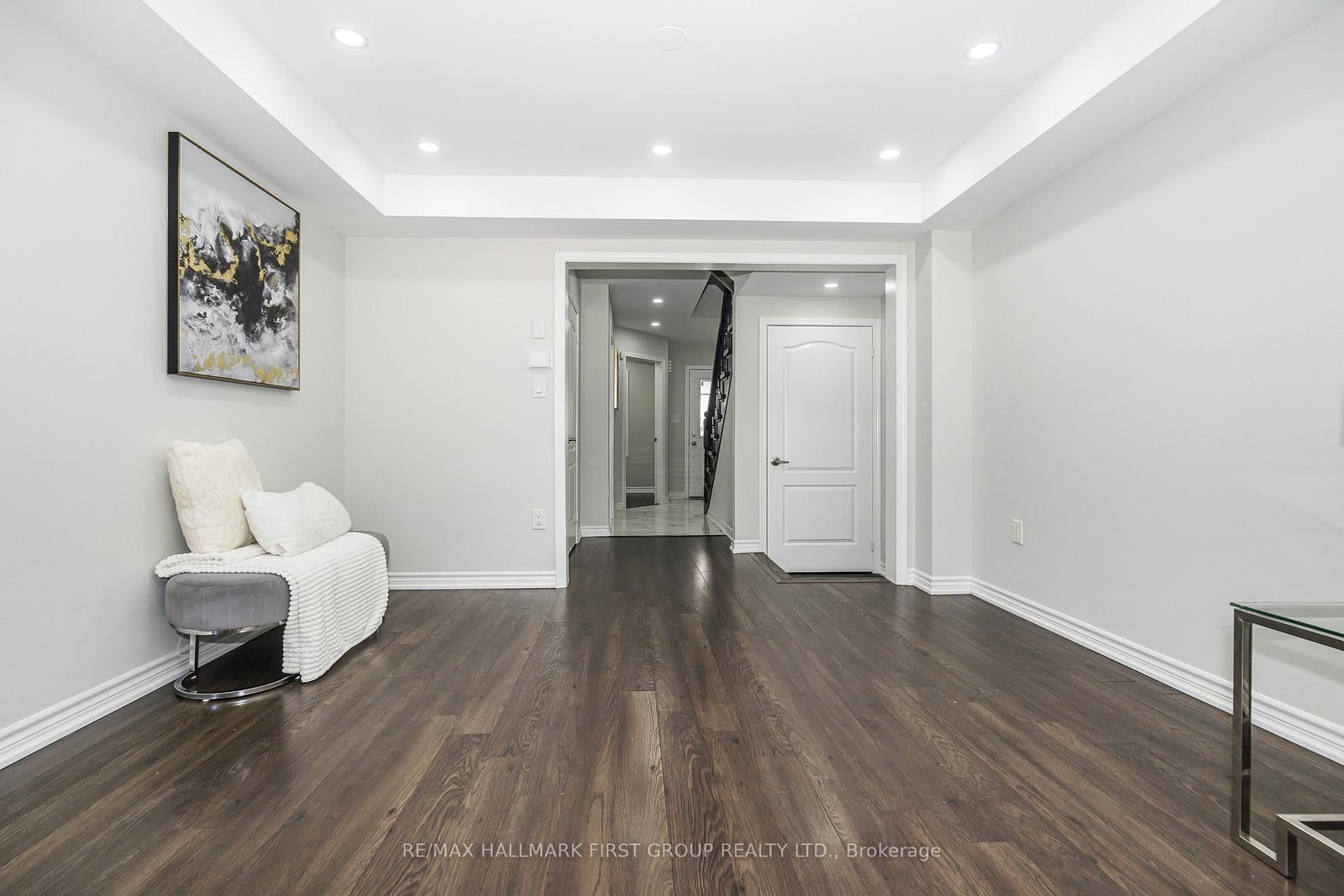 1019 Dragonfly Avenue • Pickering, ON photo 8