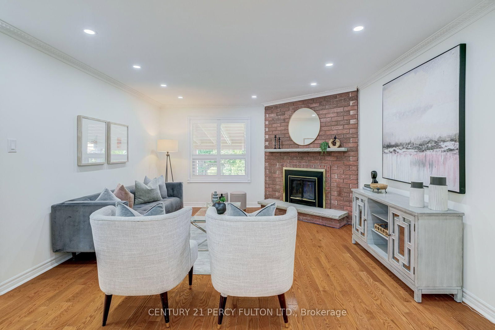27 Dagwell Crescent • Ajax, ON photo 8
