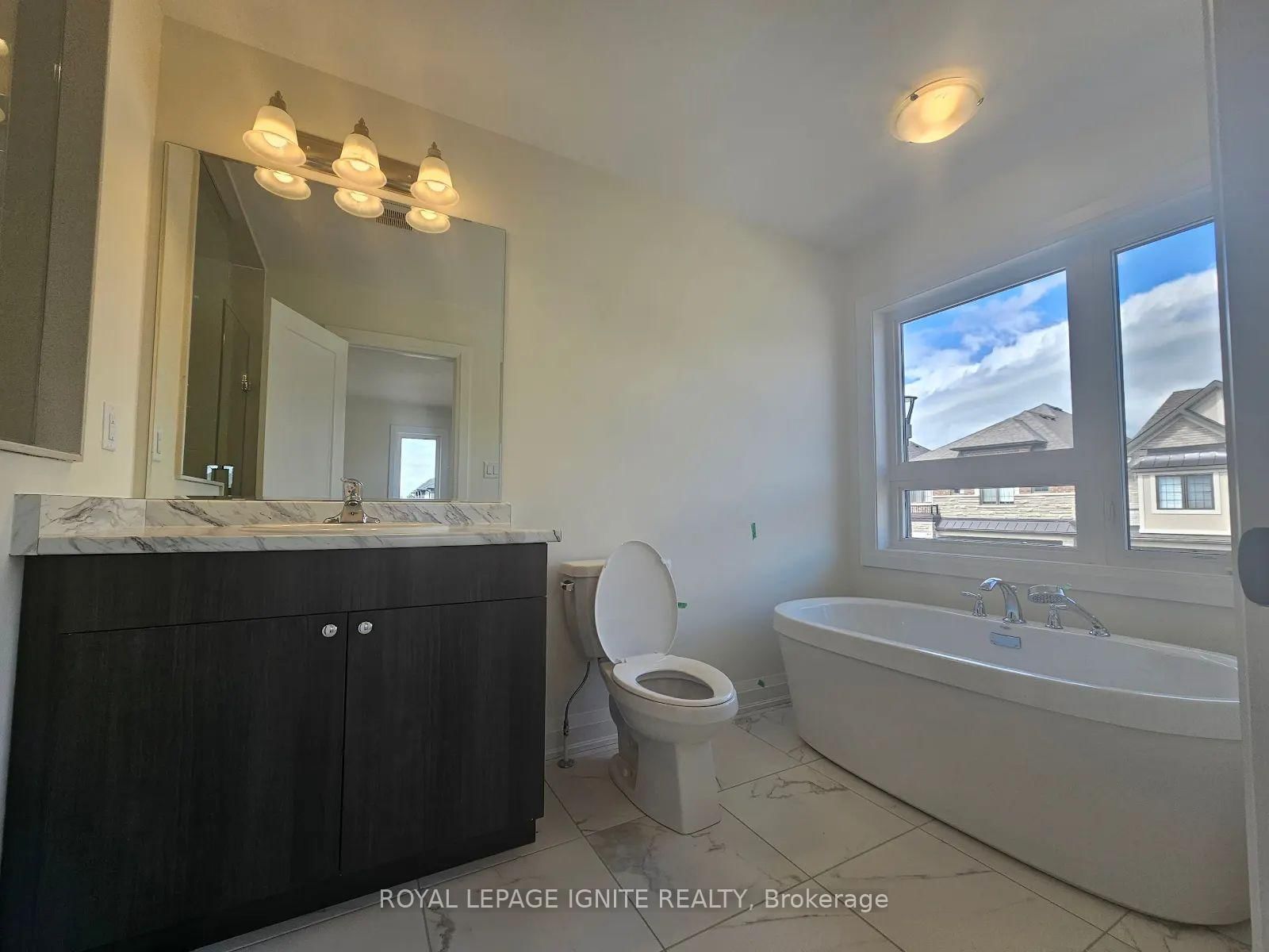 3250 Chimney Swift Crescent • Pickering, ON photo 11