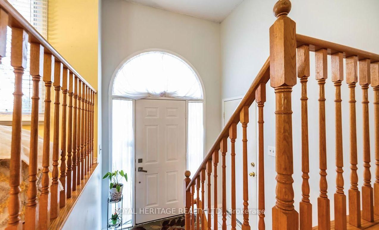 31 Thames Drive N • Whitby, ON photo 5