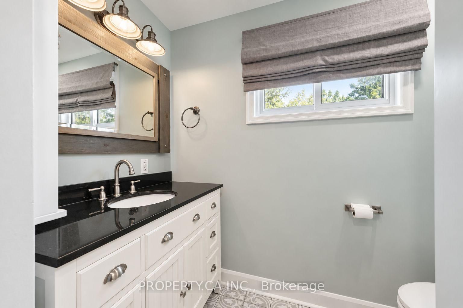 609 Annapolis Avenue • Oshawa, ON photo 13