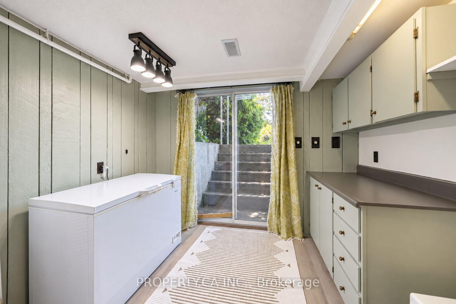 609 Annapolis Avenue • Oshawa, ON photo 20