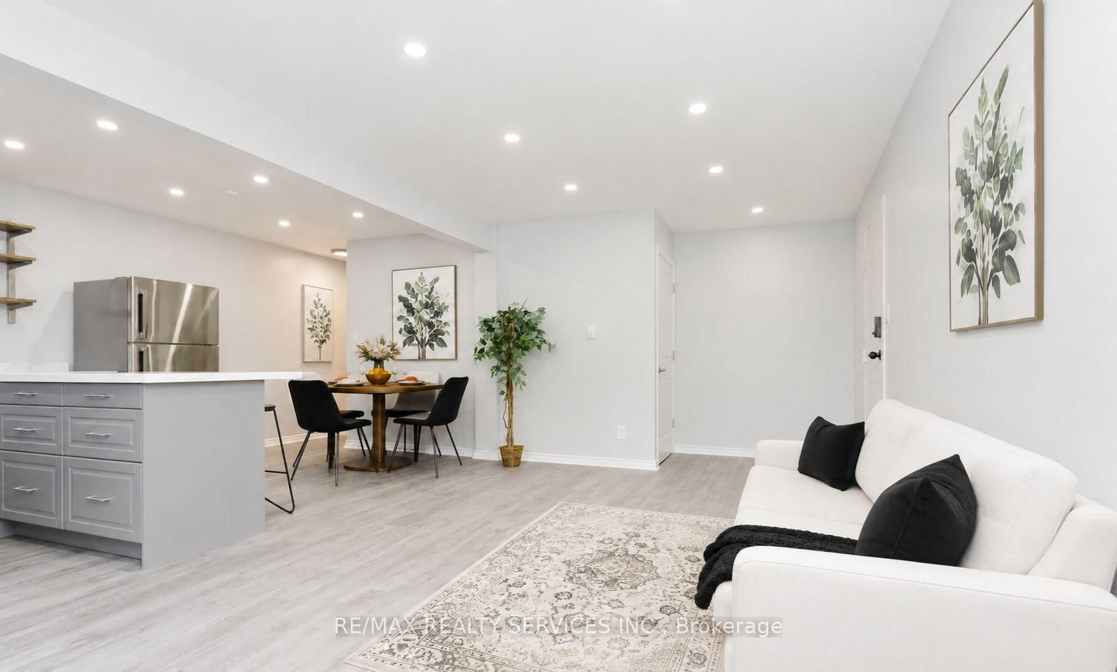 1100 Oxford Street • #137 • Oshawa, ON photo 5