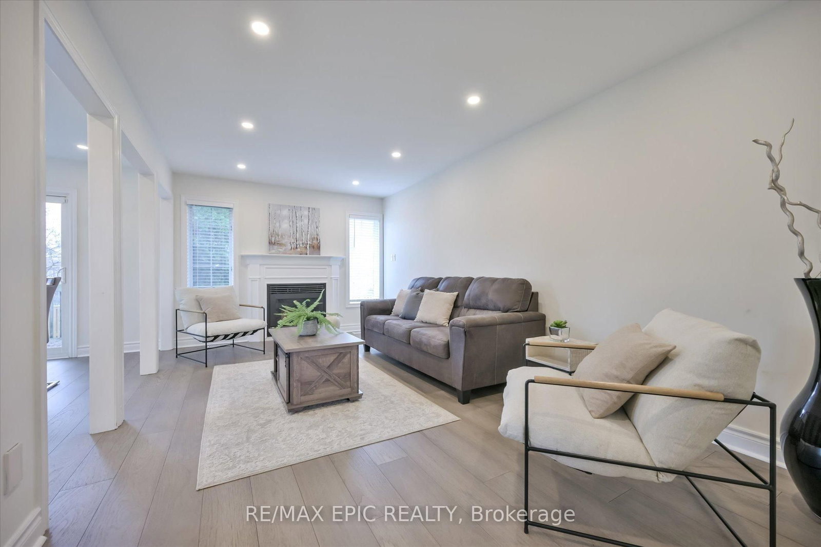 33 Emmett Place • Whitby, ON photo 19