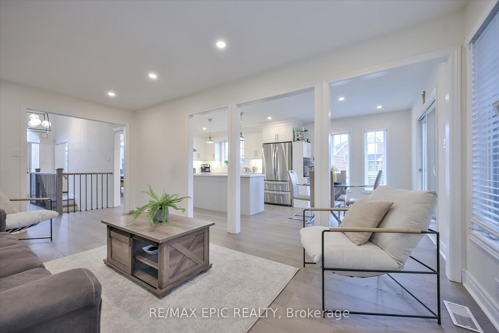33 Emmett Place • Whitby, ON photo 20