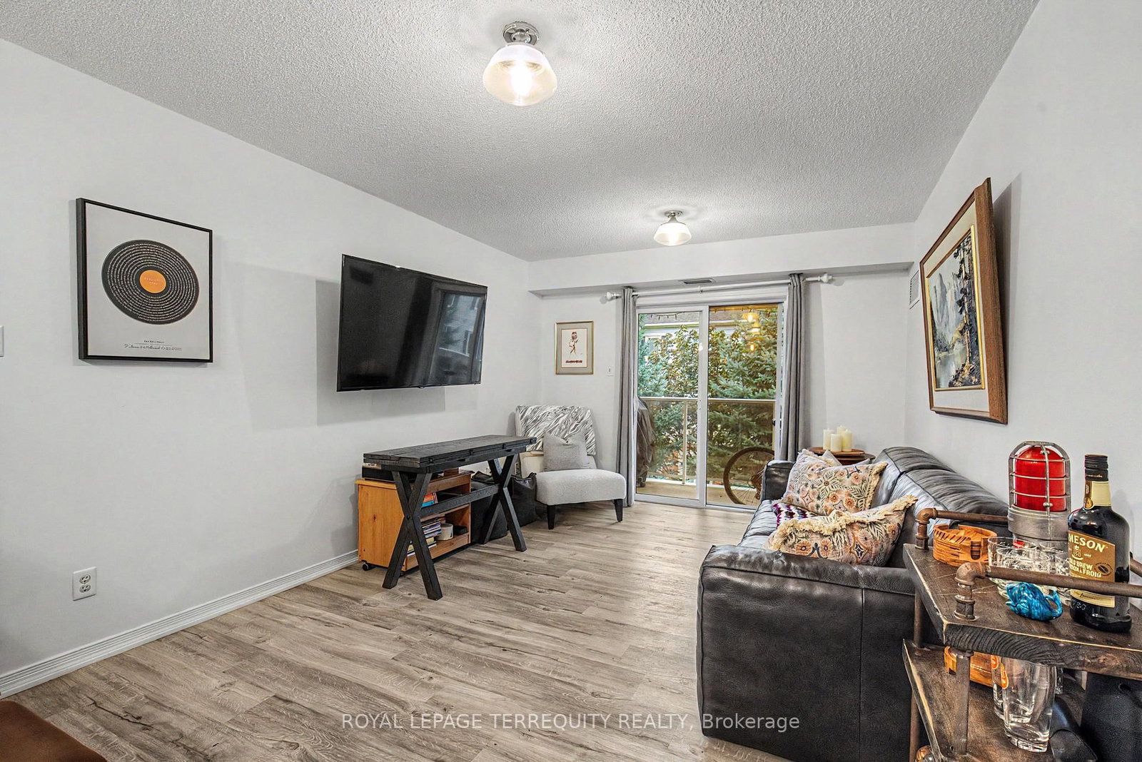 124 Aspen Springs Drive • #309 • Clarington, ON photo 13