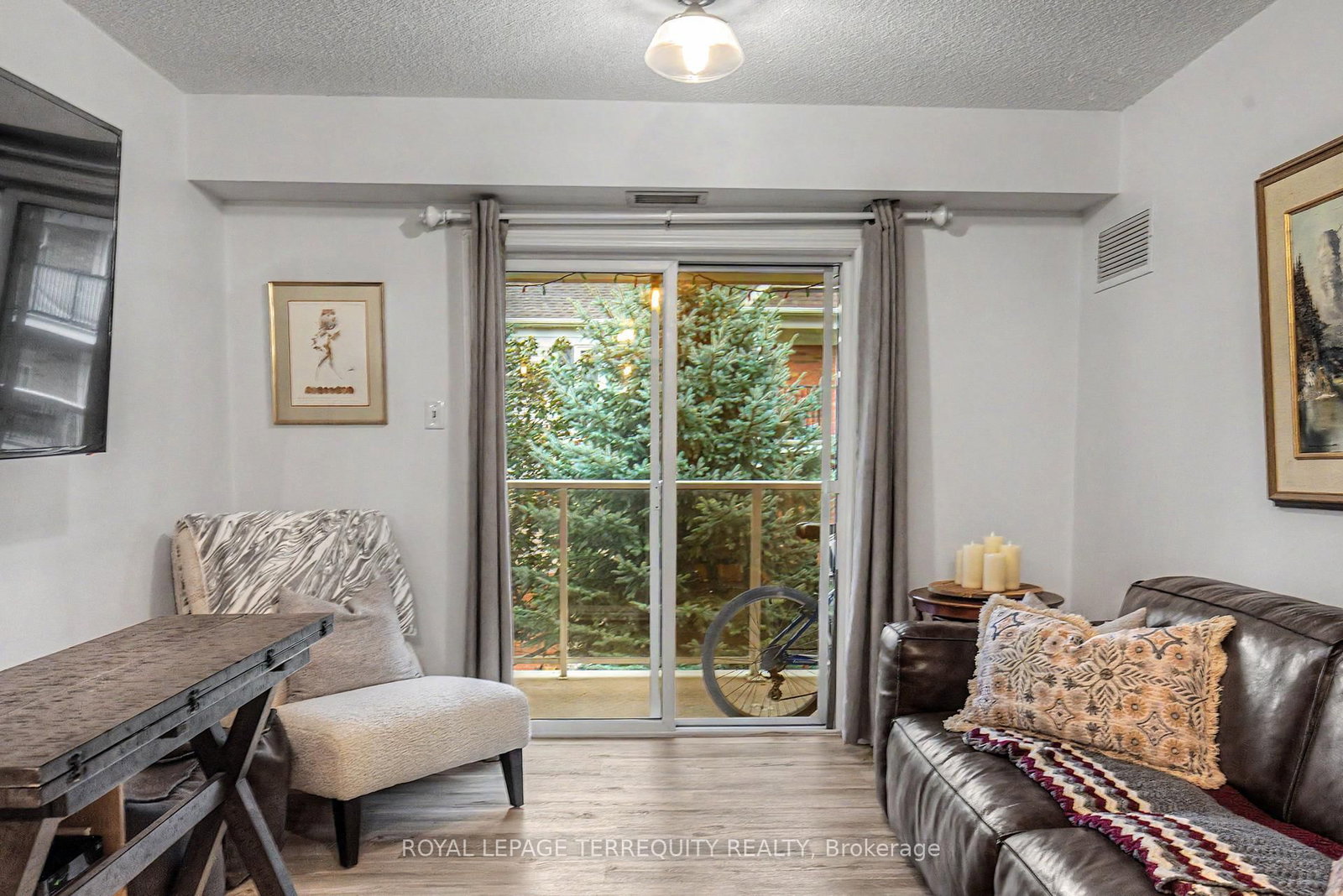 124 Aspen Springs Drive • #309 • Clarington, ON photo 15