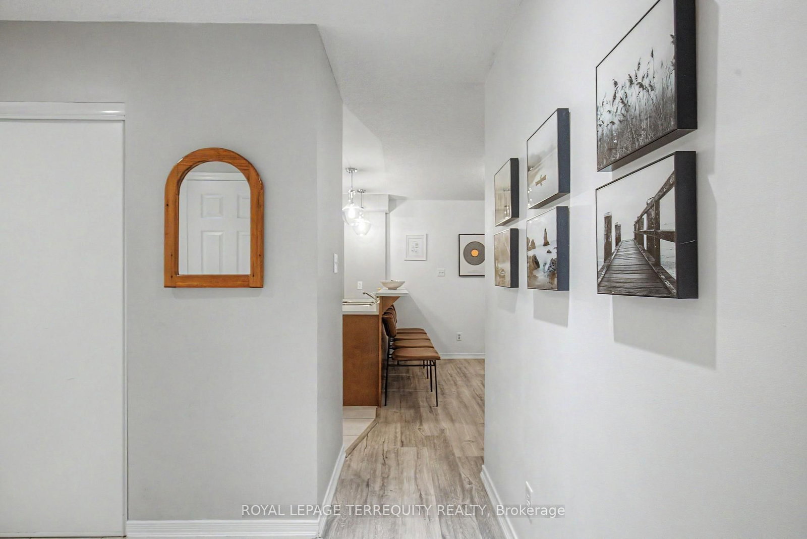 124 Aspen Springs Drive • #309 • Clarington, ON photo 6