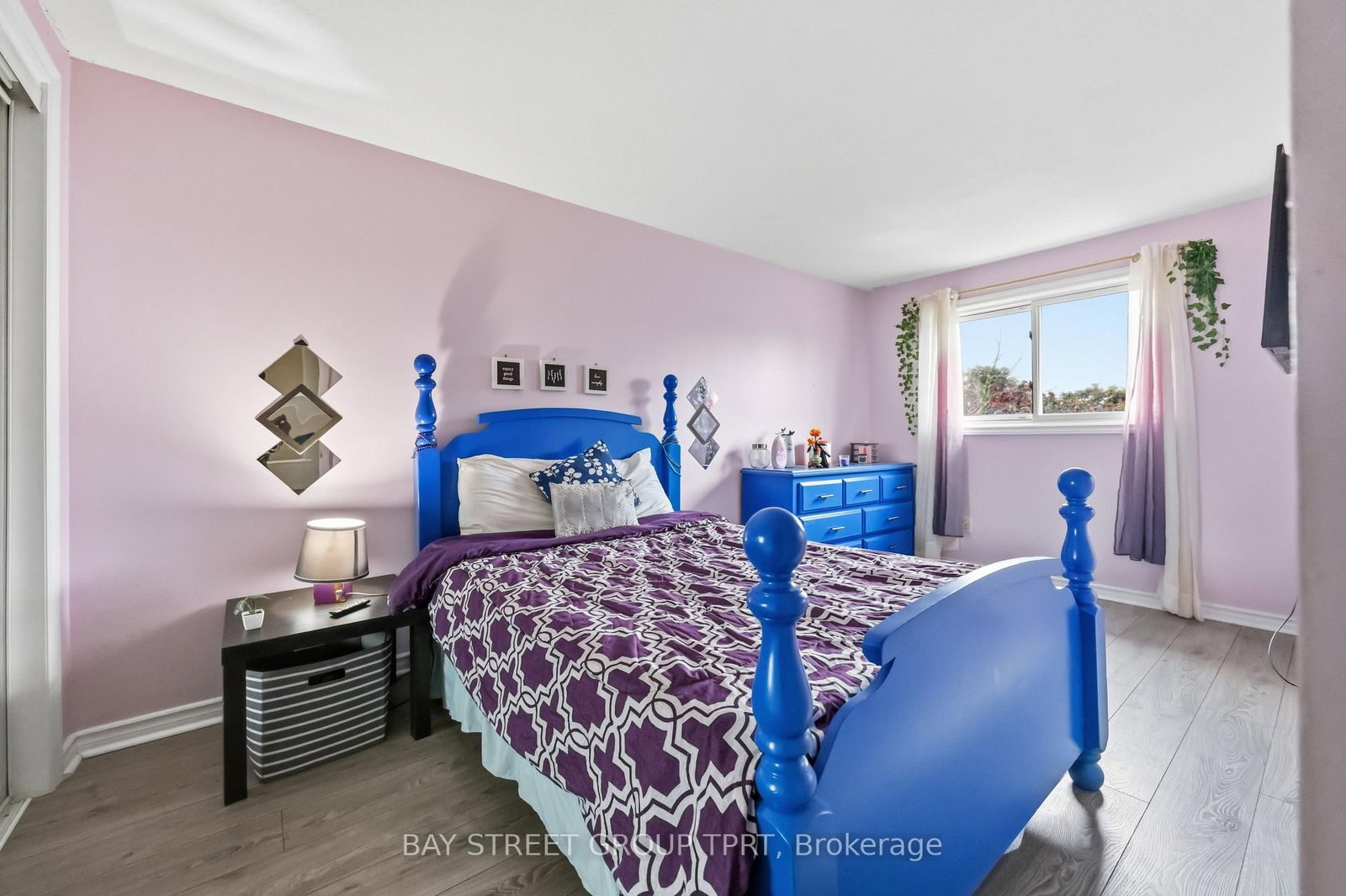 927 Southridge Street • Oshawa, ON photo 23