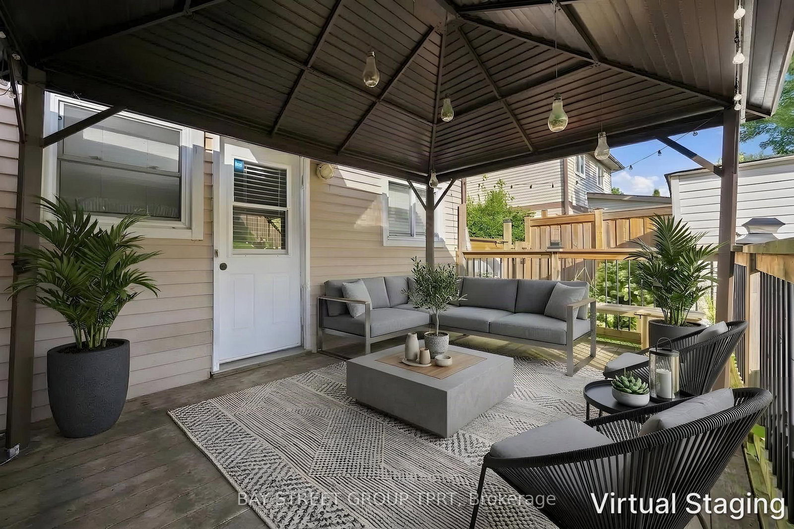 927 Southridge Street • Oshawa, ON photo 49