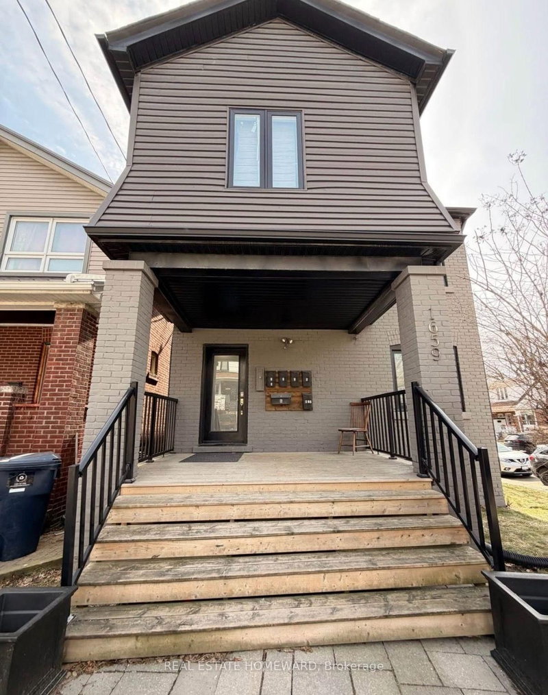5 - 1659 Gerrard Street E