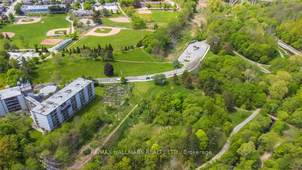 43 Ferris Road • Toronto, ON photo 43